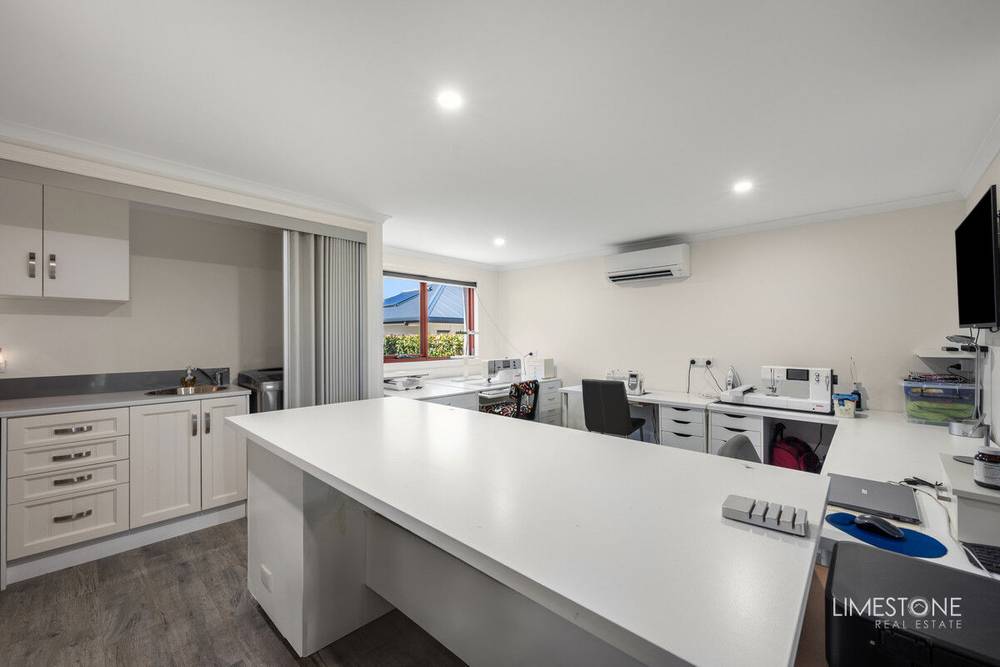 12 Racecourse Crescent, Glenburnie, SA 5291