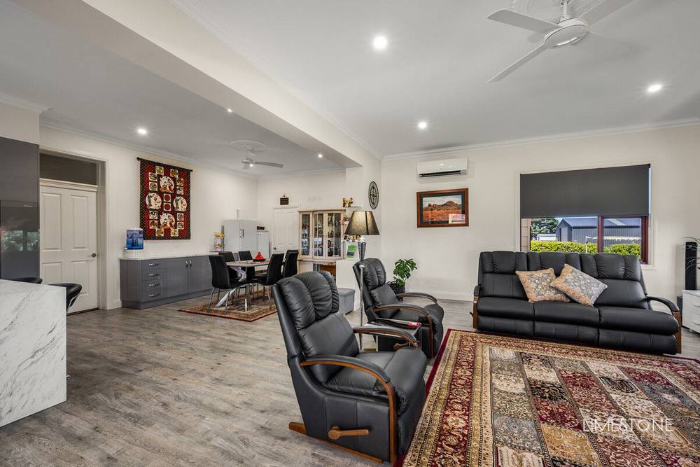 12 Racecourse Crescent, Glenburnie, SA 5291