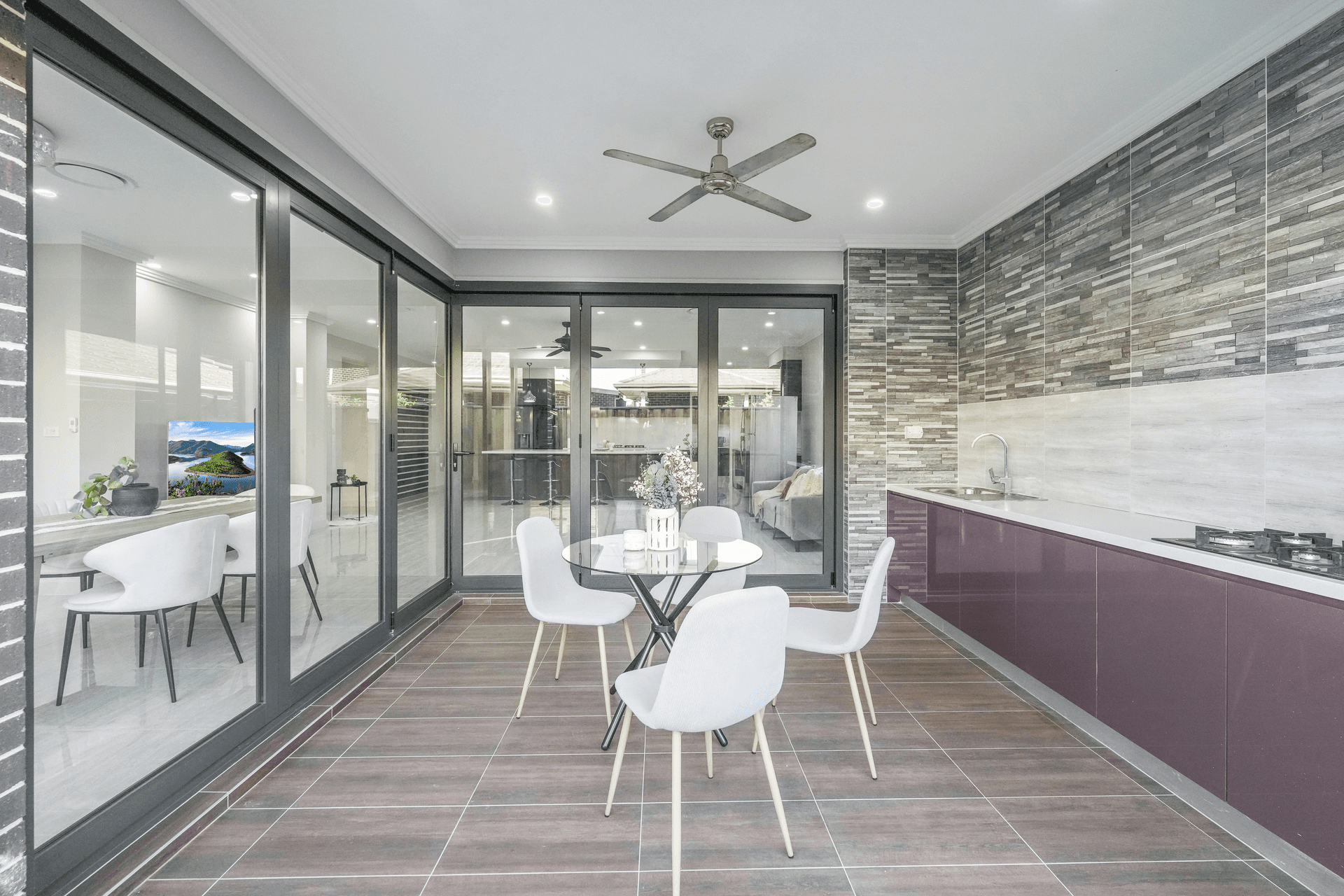 24 Lantern Street (gables), Box Hill, NSW 2765