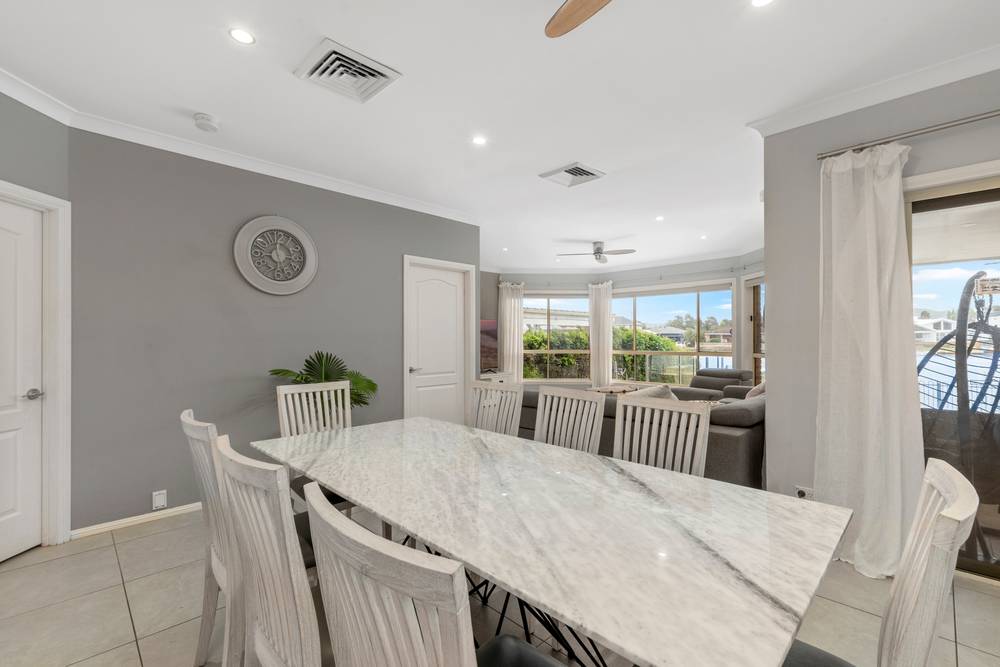 20 Marina View Parade, St Huberts Island, NSW 2257