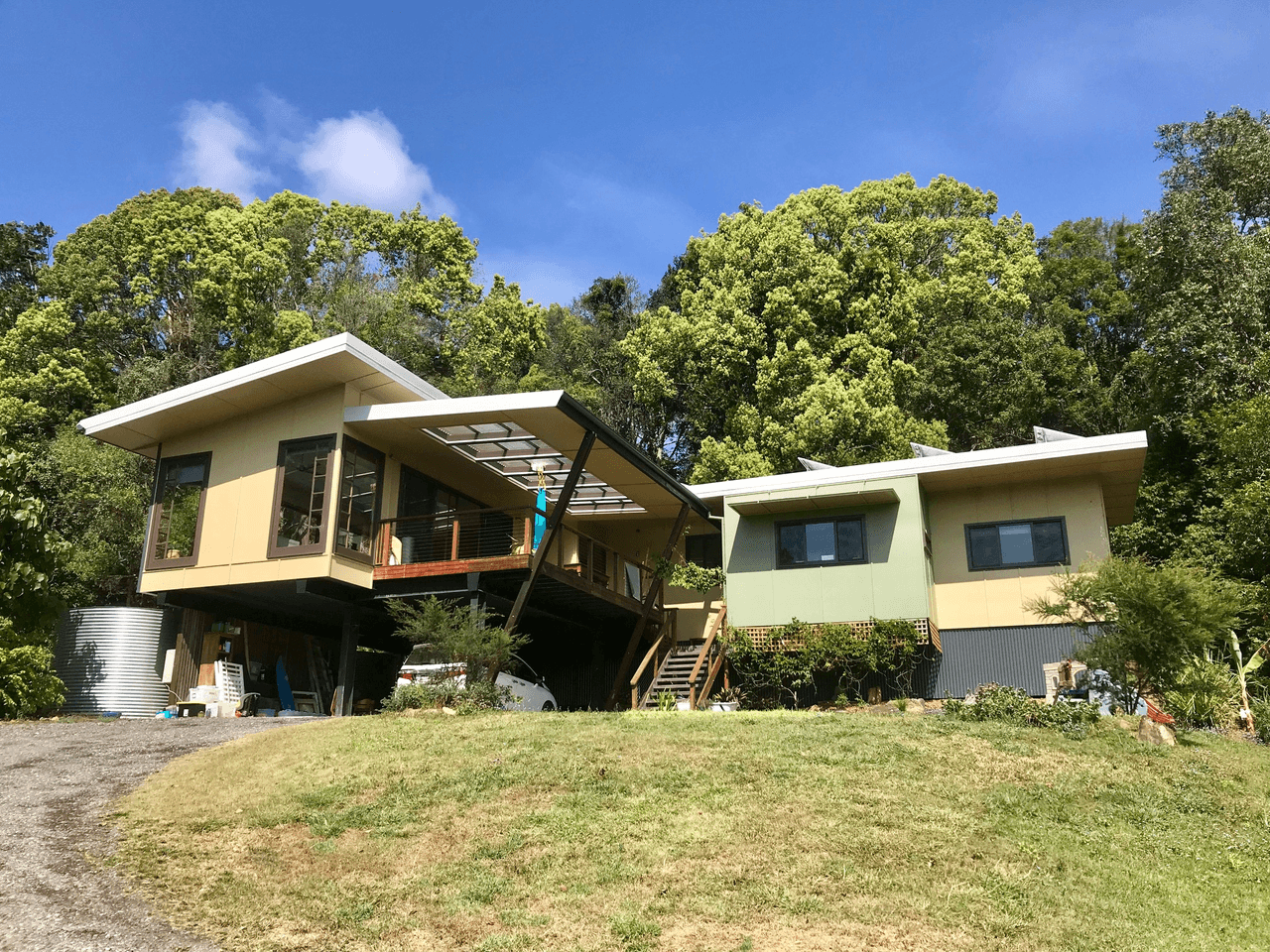 11 Lemontree Lane, CURRUMBIN VALLEY, QLD 4223