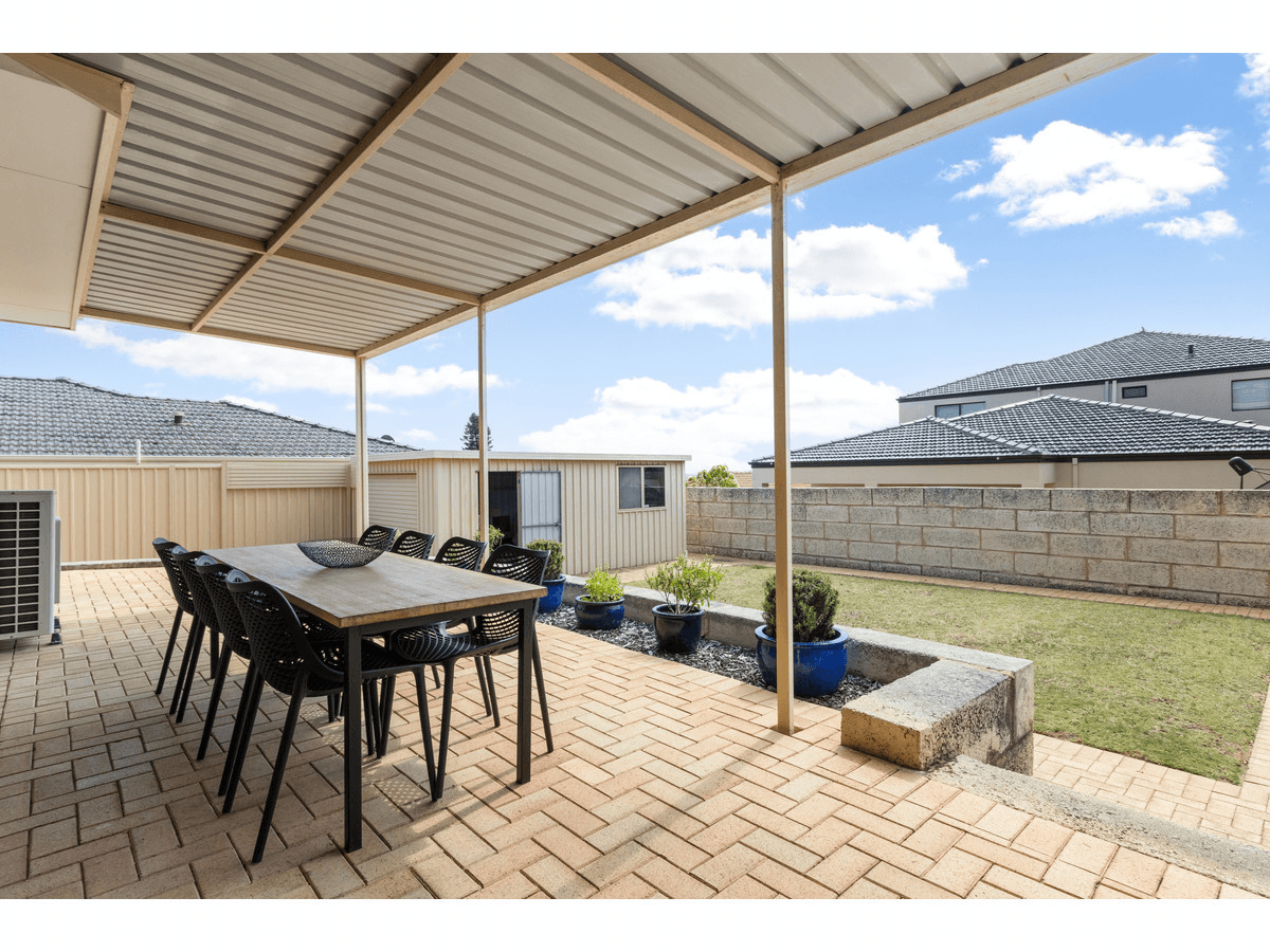 11 Ross Road, Kardinya, WA 6163