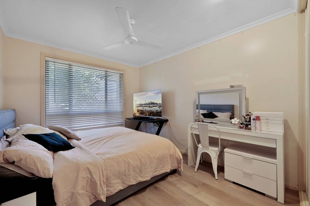 2 Hamilton Street, AVENELL HEIGHTS, QLD 4670