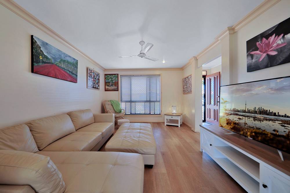 2 Hamilton Street, AVENELL HEIGHTS, QLD 4670