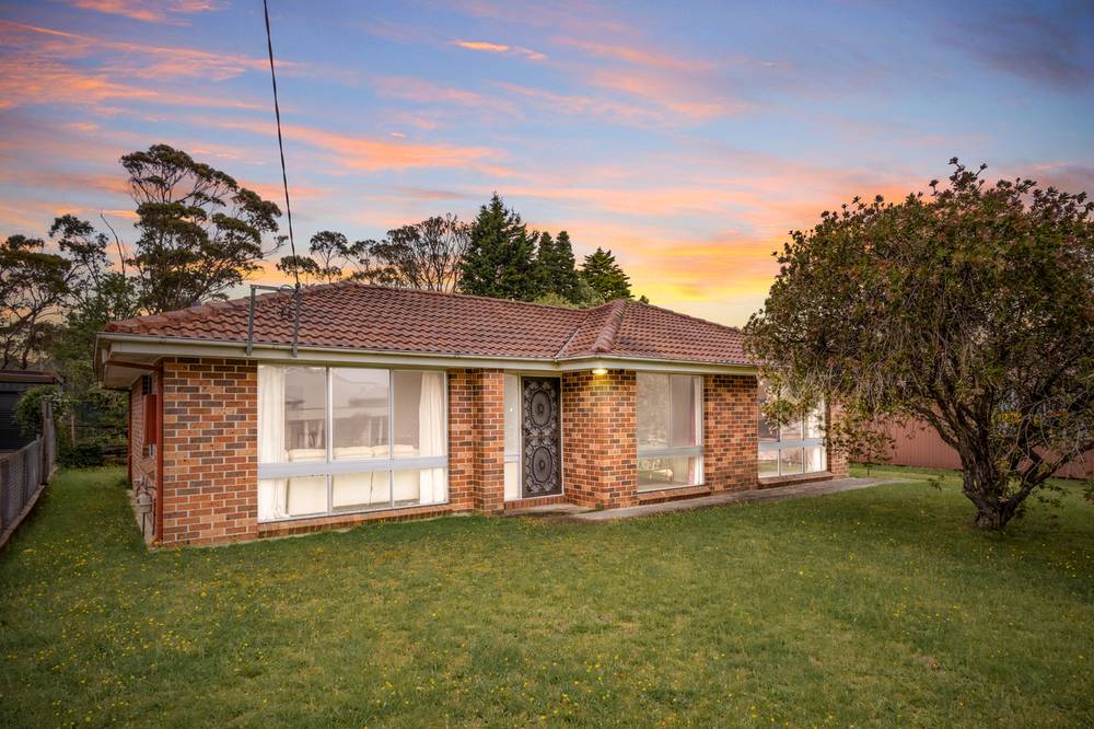 25 Stuarts Road, KATOOMBA, NSW 2780