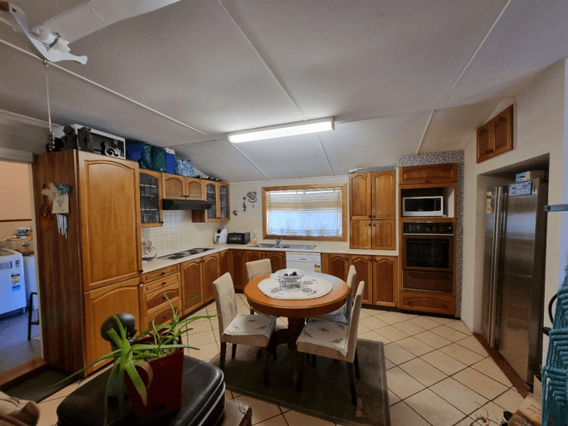 10-12 Macquarie Street, GLEN INNES, NSW 2370