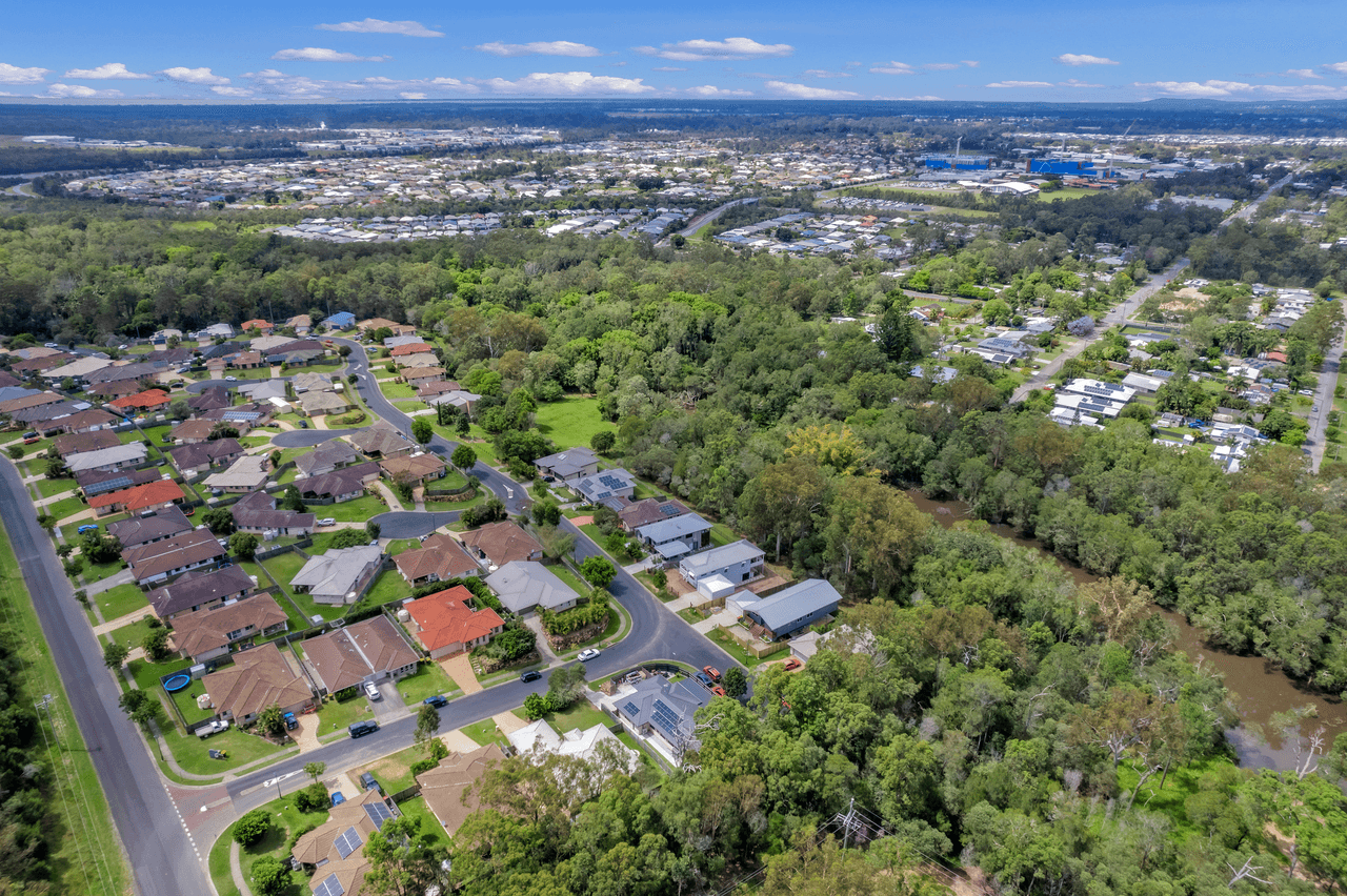 2 Freda Court, CABOOLTURE, QLD 4510