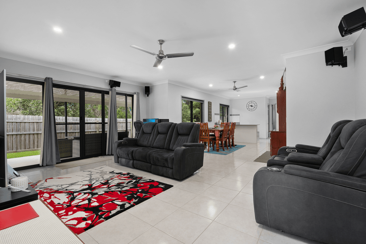 2 Freda Court, CABOOLTURE, QLD 4510