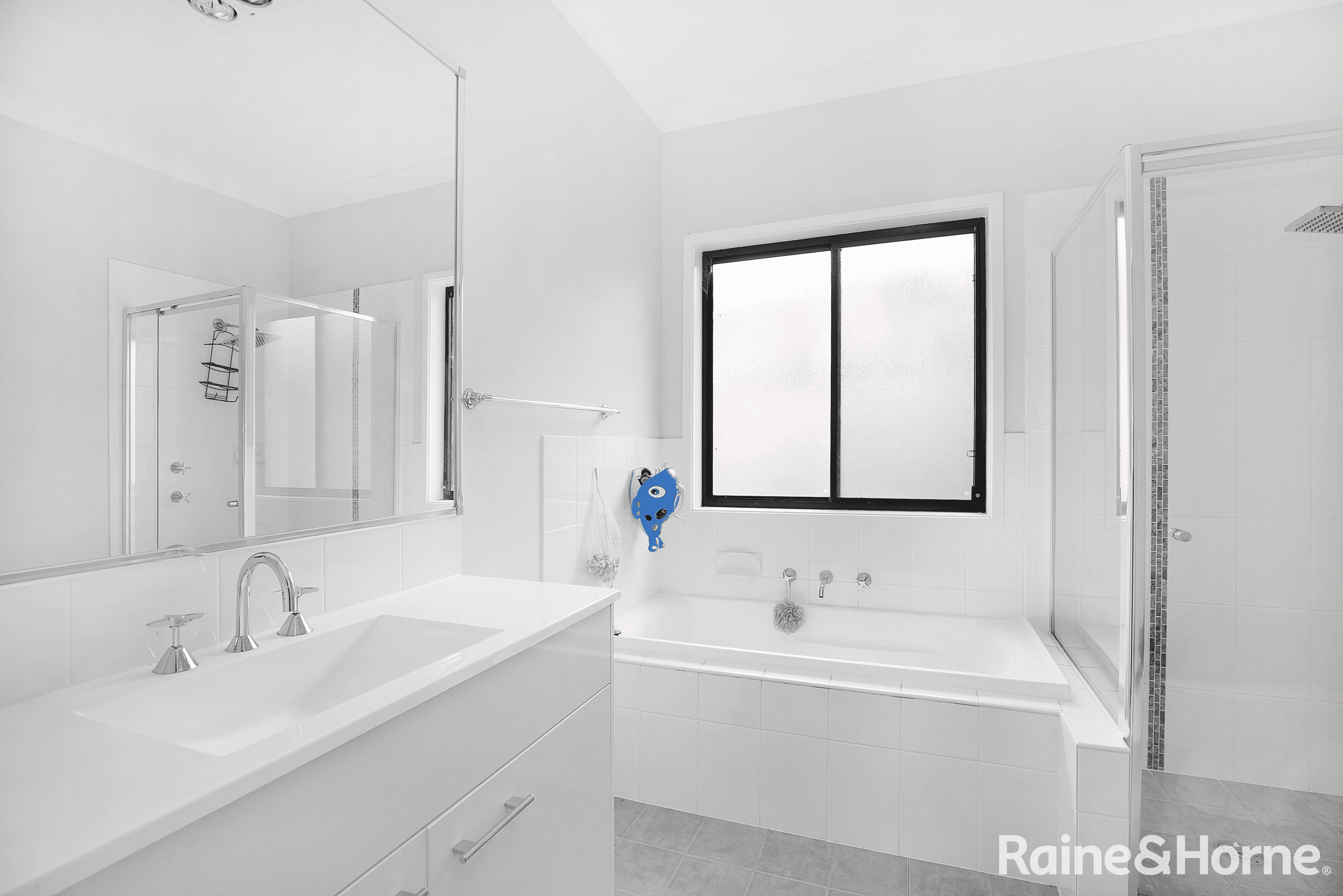 14 Telopea Road, HILL TOP, NSW 2575