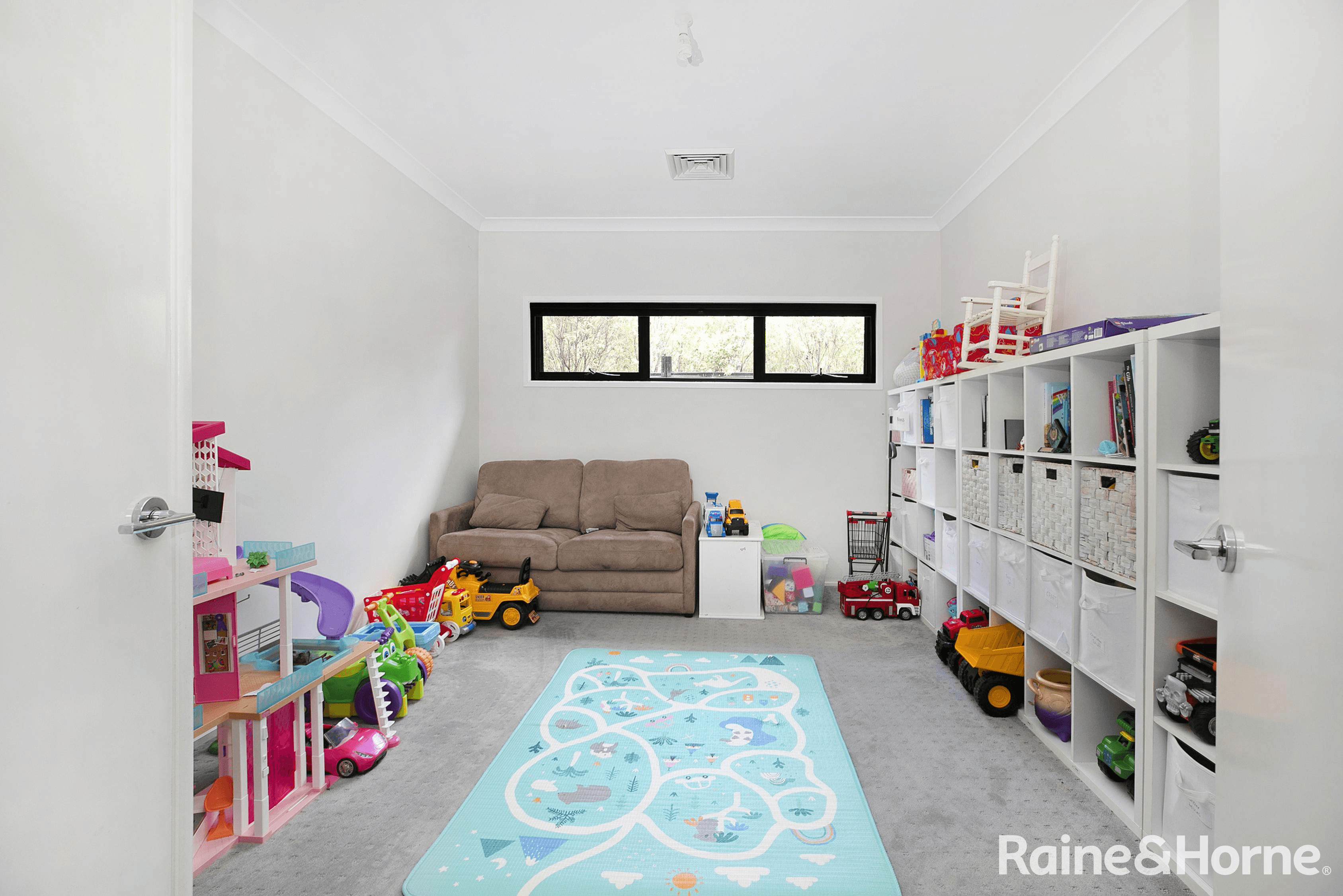 14 Telopea Road, HILL TOP, NSW 2575