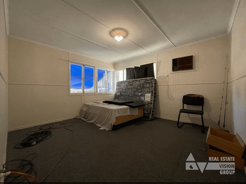 15 Fay St, Blackwater, QLD 4717