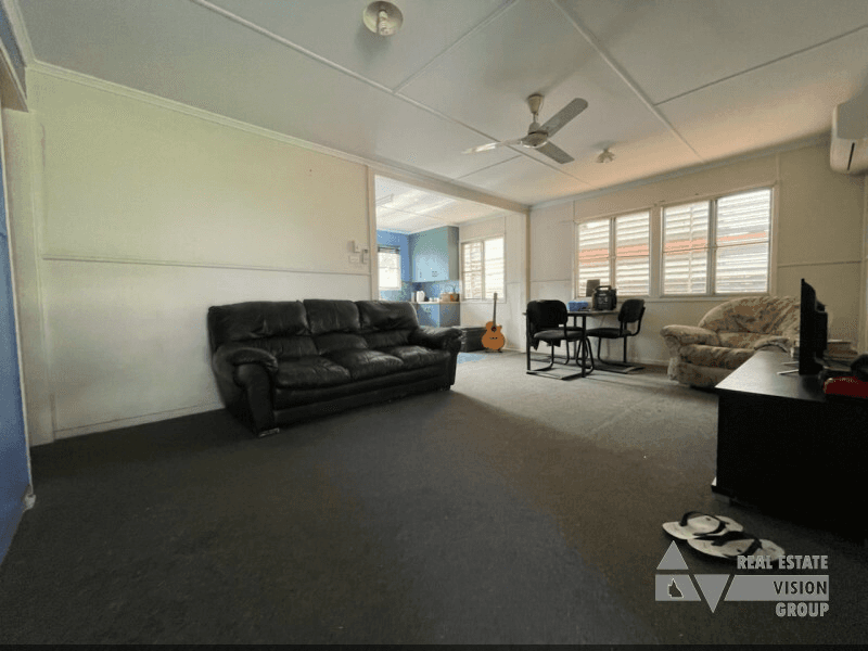 15 Fay St, Blackwater, QLD 4717