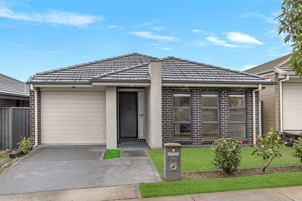 5 Flagship Ridge, Jordan Springs, NSW 2747