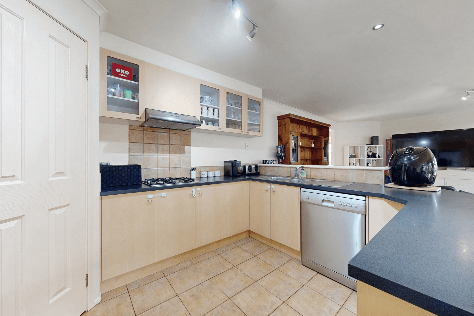 15 Teesdale Court, NARRE WARREN SOUTH, VIC 3805
