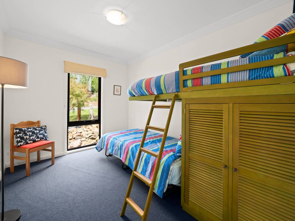 13 Meadow View Court, MERRIJIG, VIC 3723