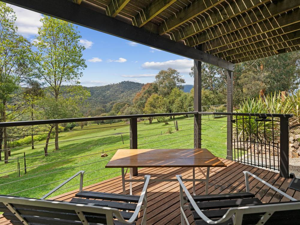 13 Meadow View Court, MERRIJIG, VIC 3723