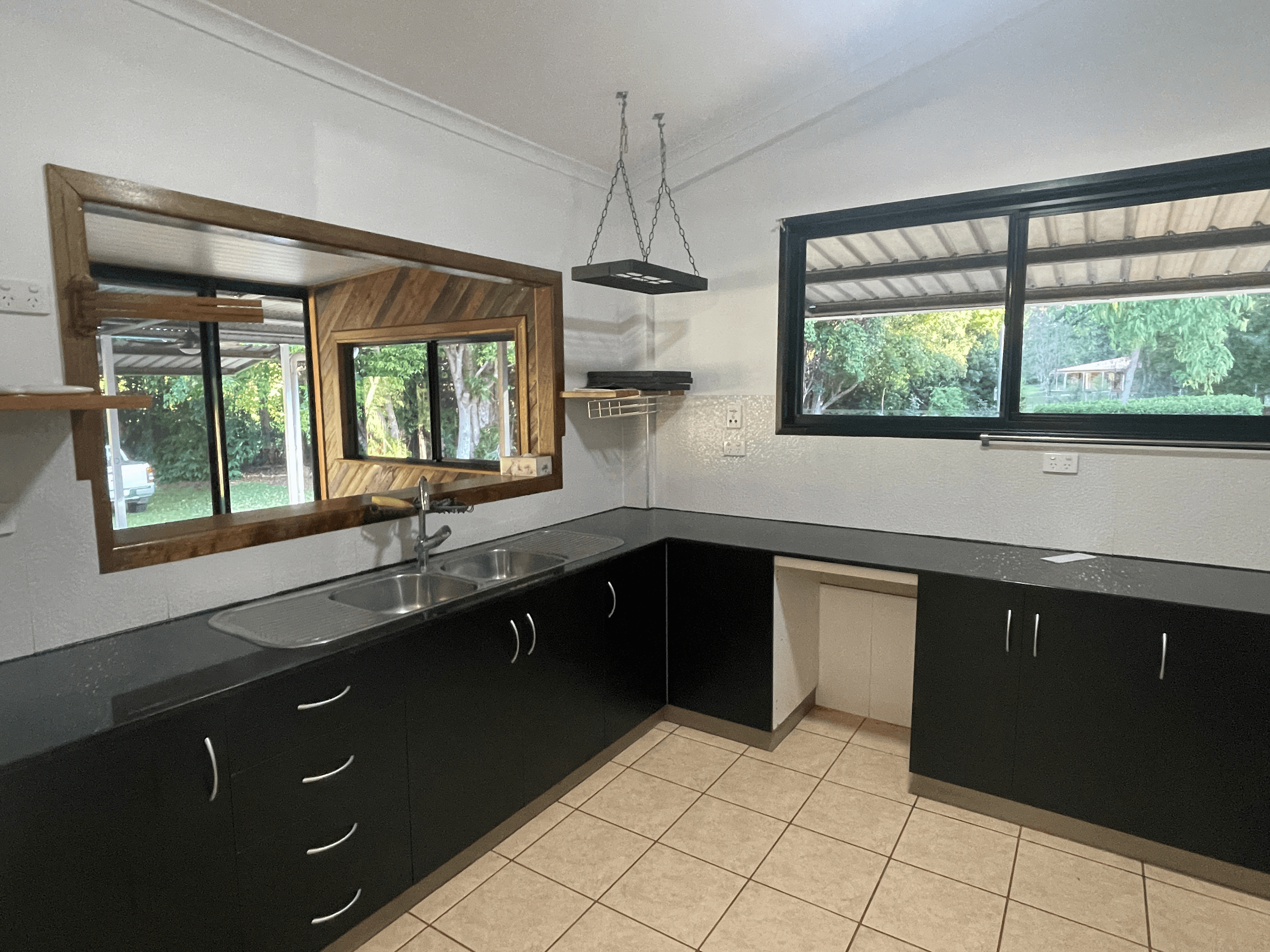 88R Russell Road West, LAKE EACHAM, QLD 4884