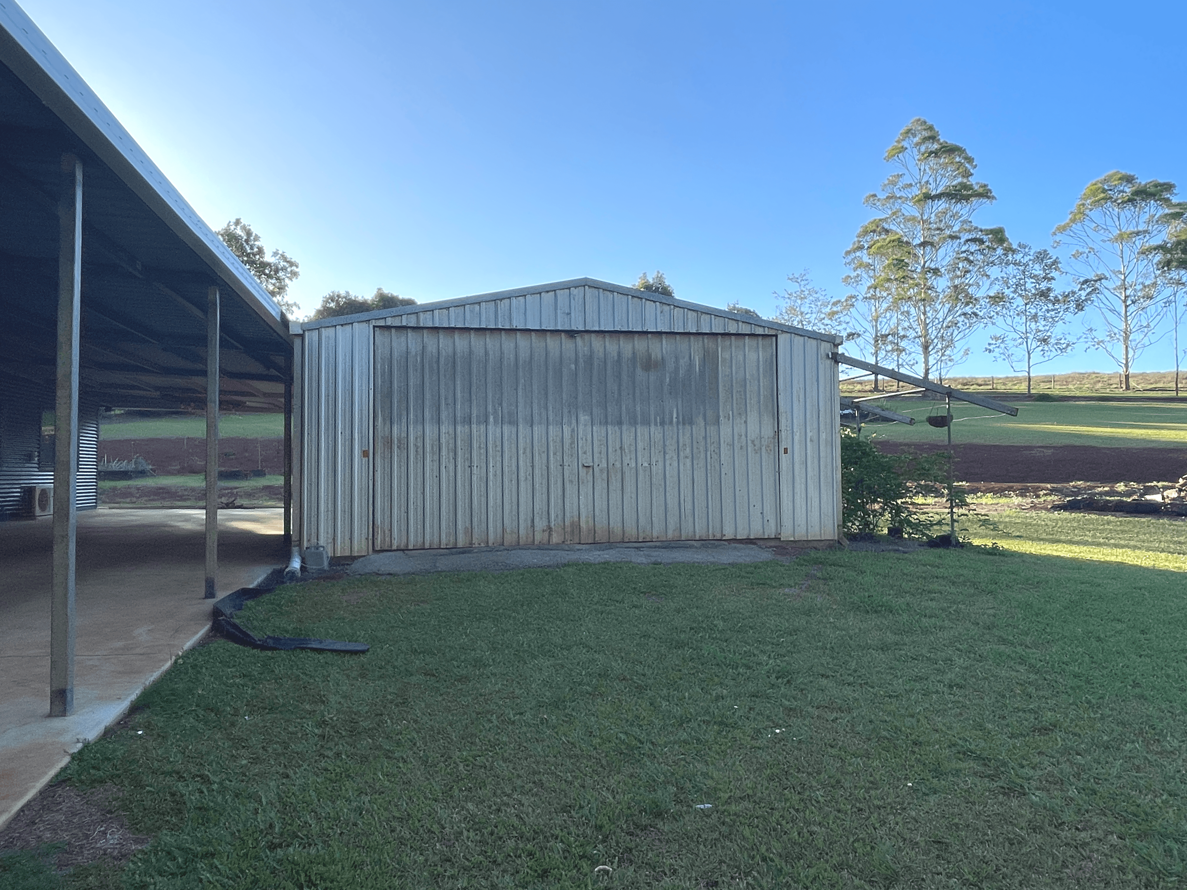 88R Russell Road West, LAKE EACHAM, QLD 4884