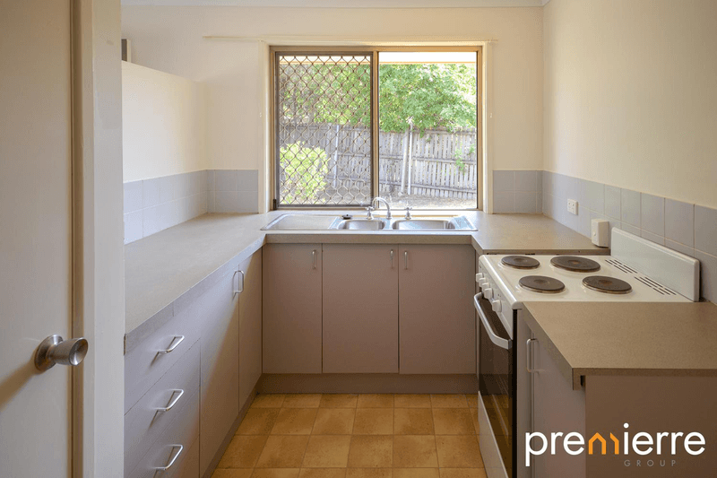 5 Donegal Court, RACEVIEW, QLD 4305