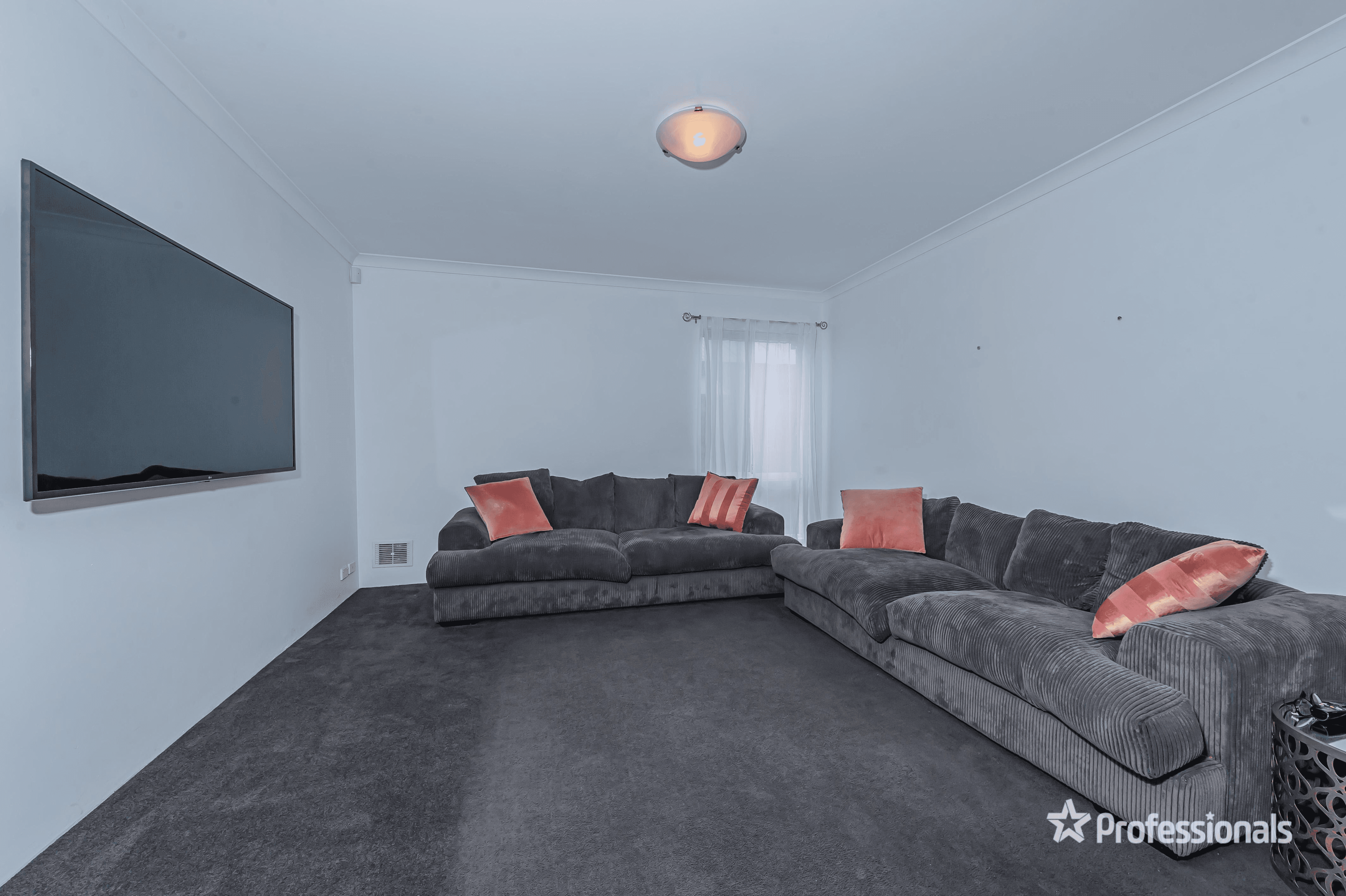 11/1 Brumby Avenue, HENLEY BROOK, WA 6055