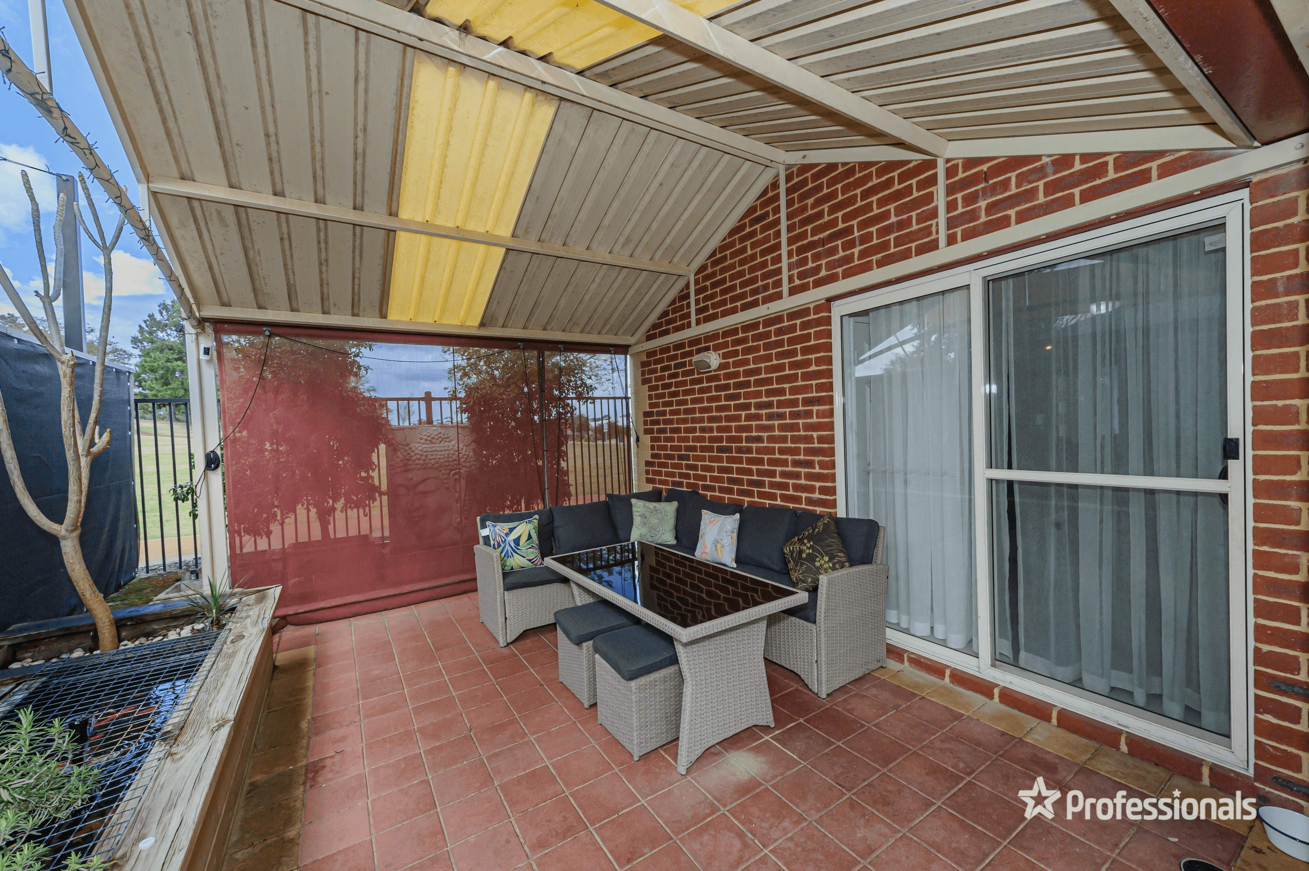 11/1 Brumby Avenue, HENLEY BROOK, WA 6055