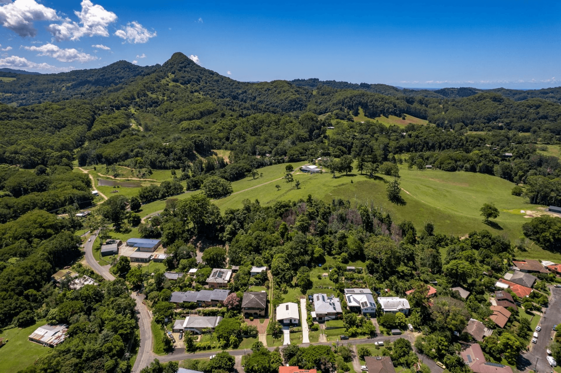 4 Laurel Avenue, MULLUMBIMBY, NSW 2482
