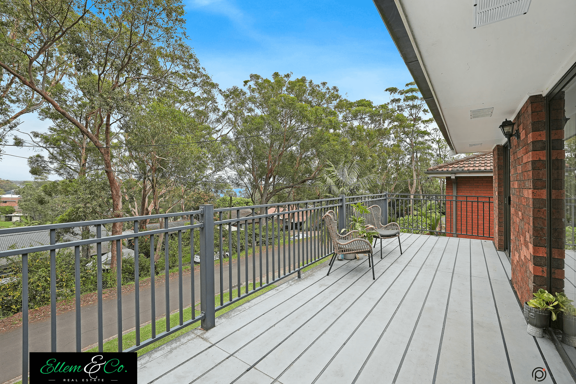 12 Bridge Avenue, Oak Flats, NSW 2529