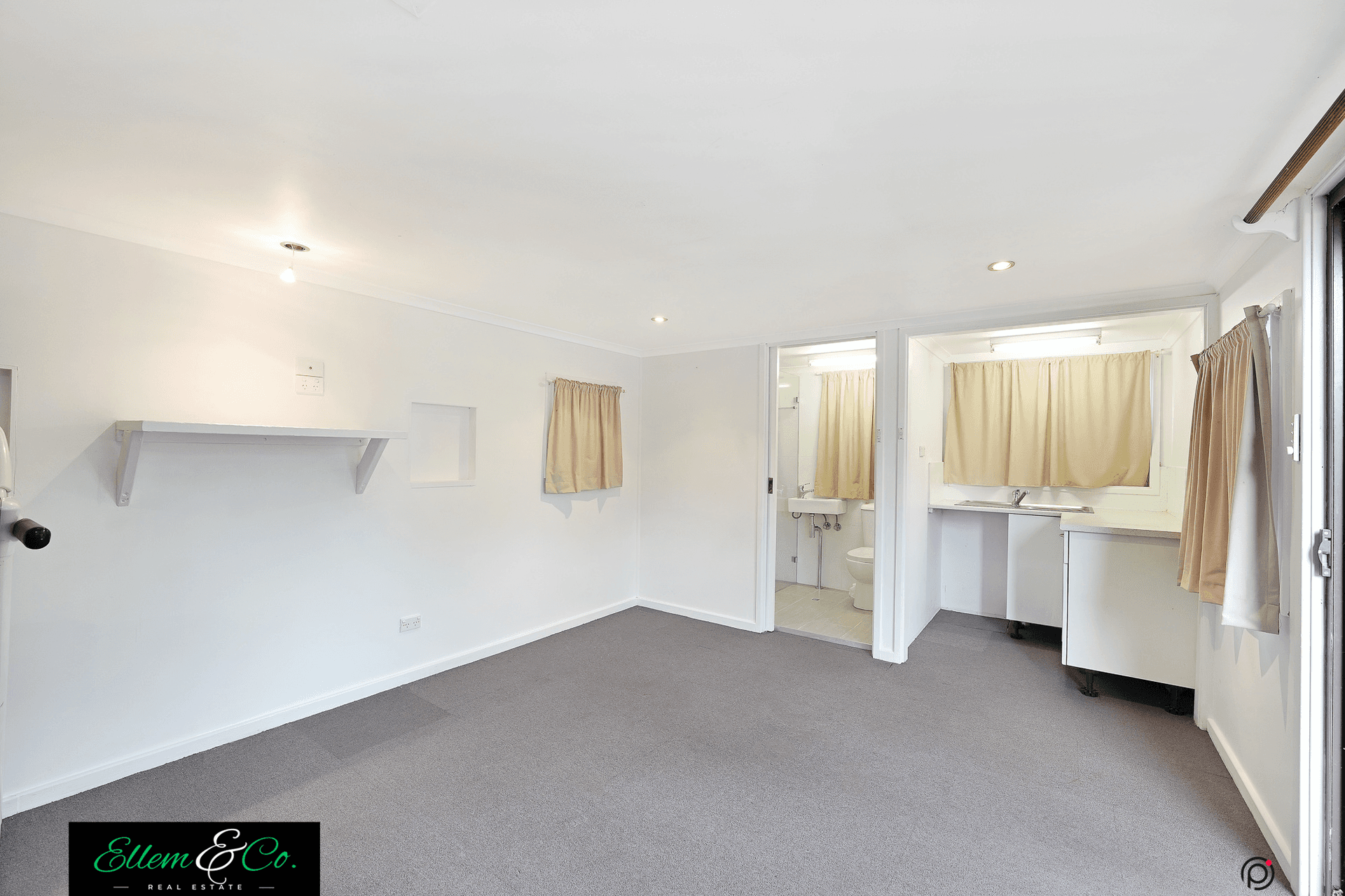 12 Bridge Avenue, Oak Flats, NSW 2529