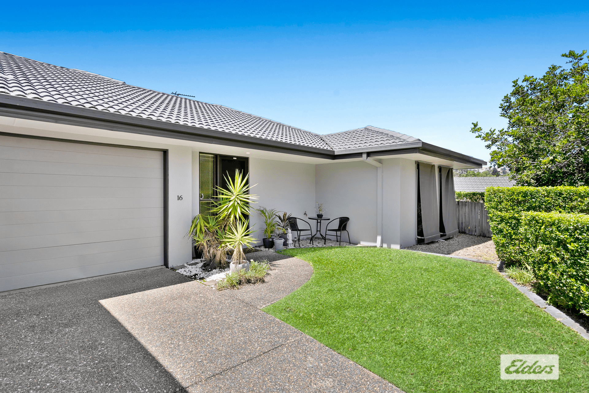 16/136 Pacific Pines Boulevard, Pacific Pines, QLD 4211