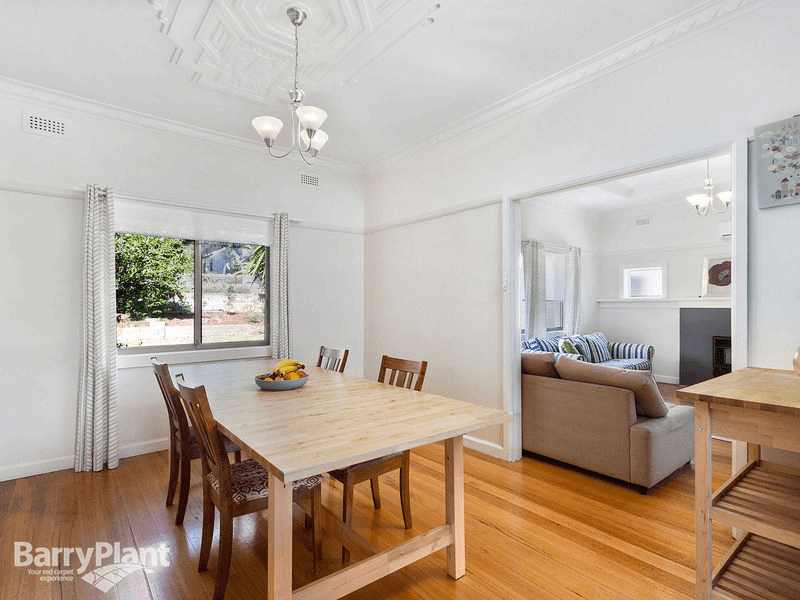 1/10 Francis Crescent, FERNTREE GULLY, VIC 3156