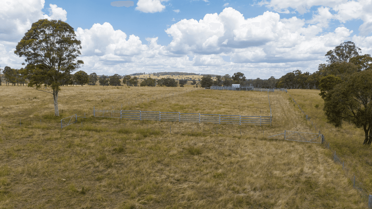 1590 Old Armidale Road, GUYRA, NSW 2365