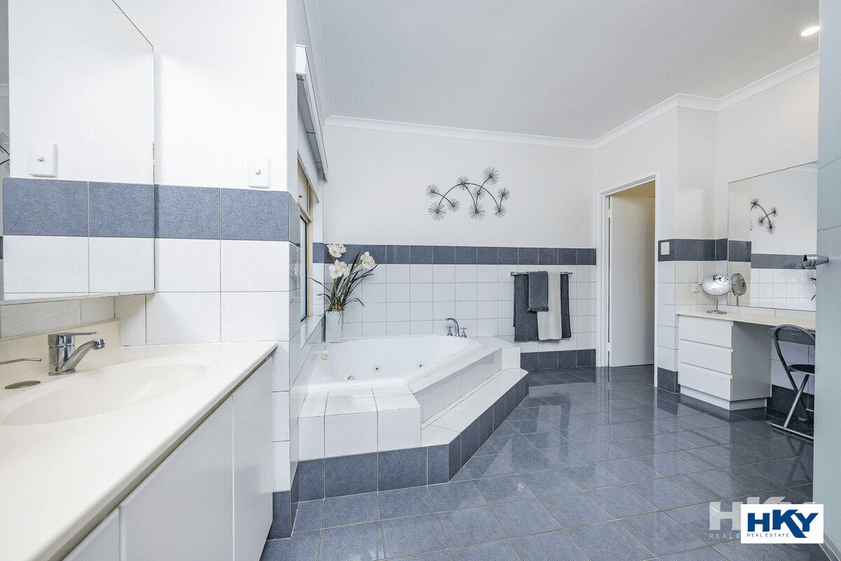 21 Gardiner Drive, Henley Brook, WA 6055