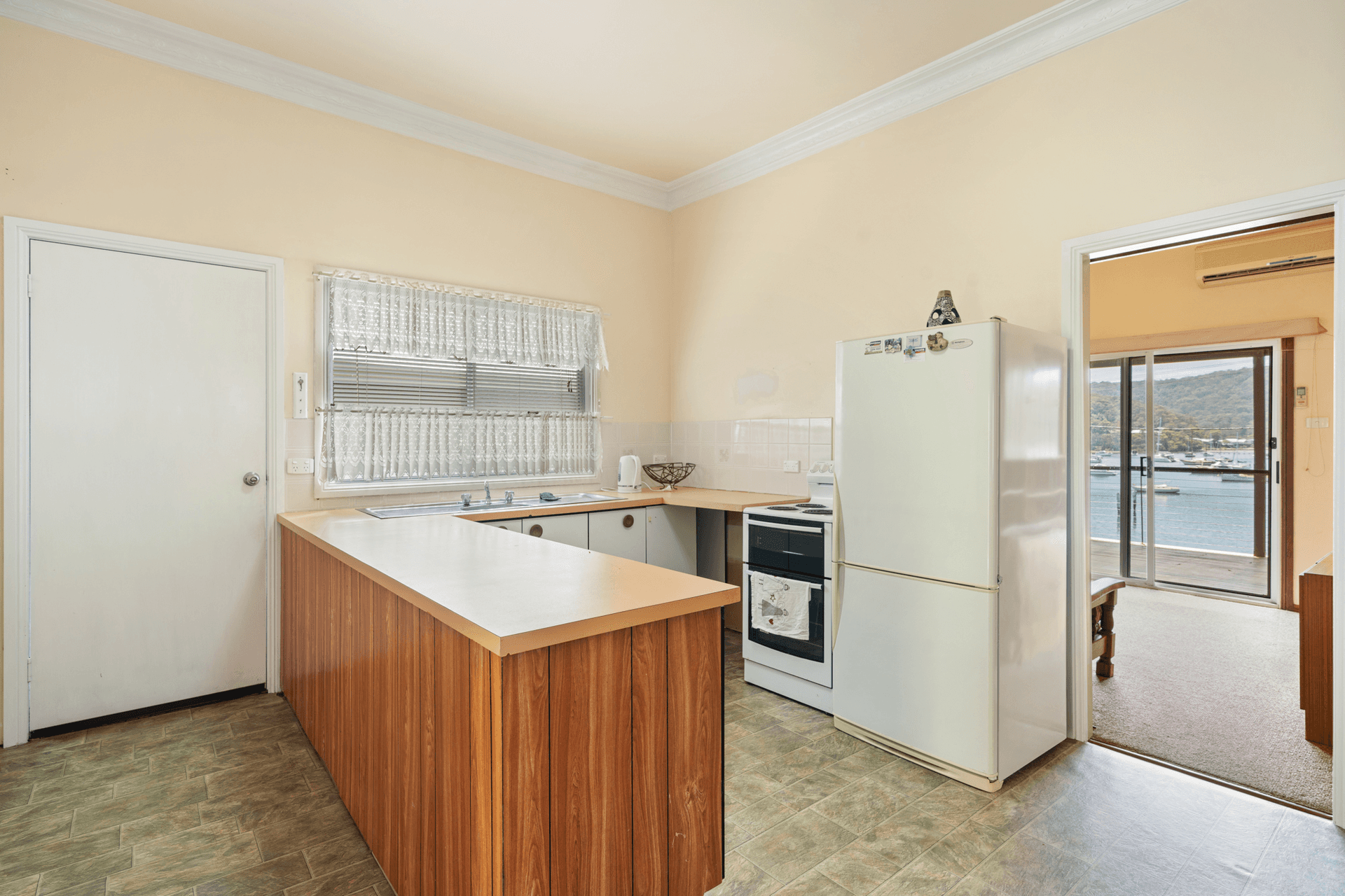 164 Araluen Drive, Hardys Bay, NSW 2257