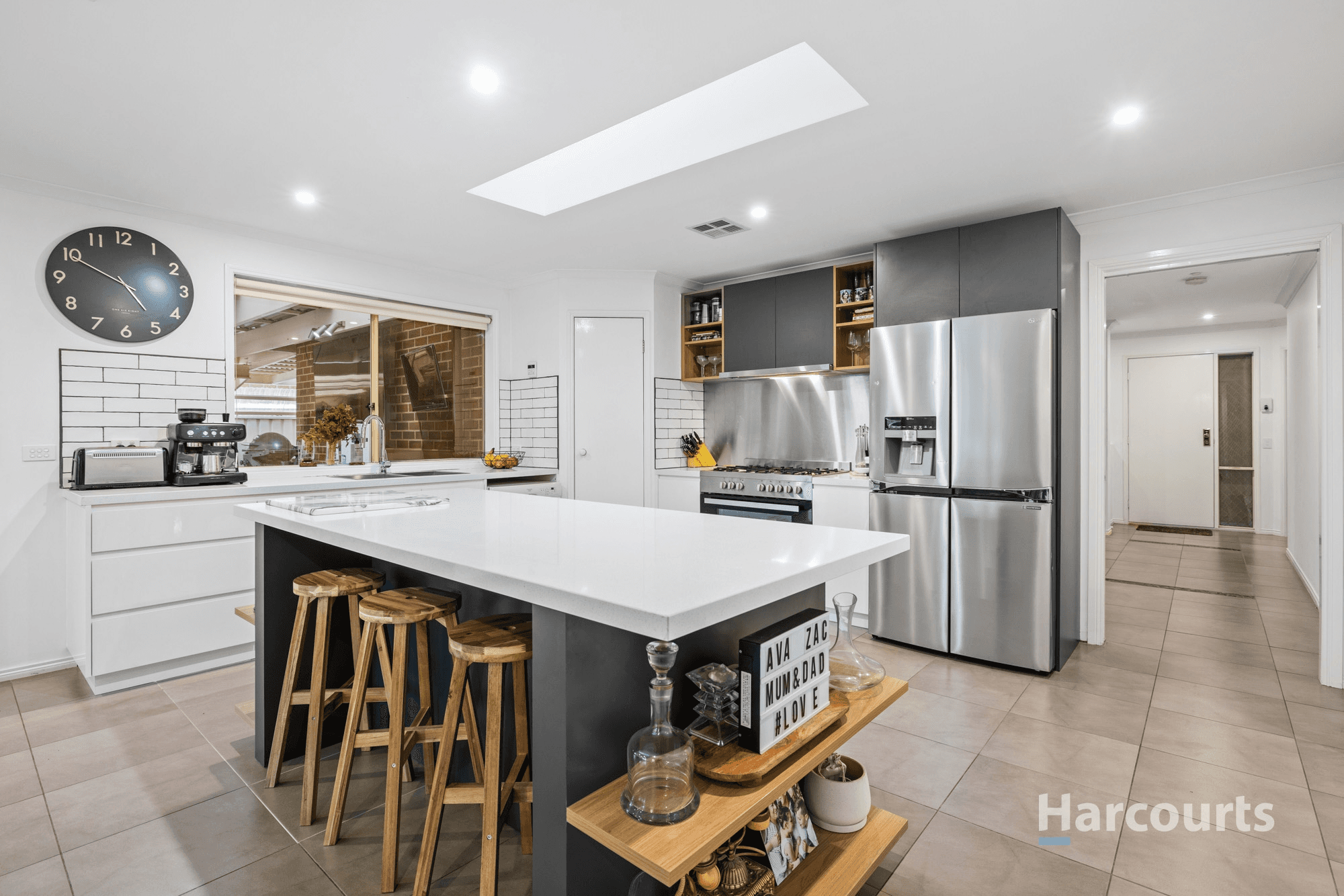 15 Hammersley Place, Caroline Springs, VIC 3023