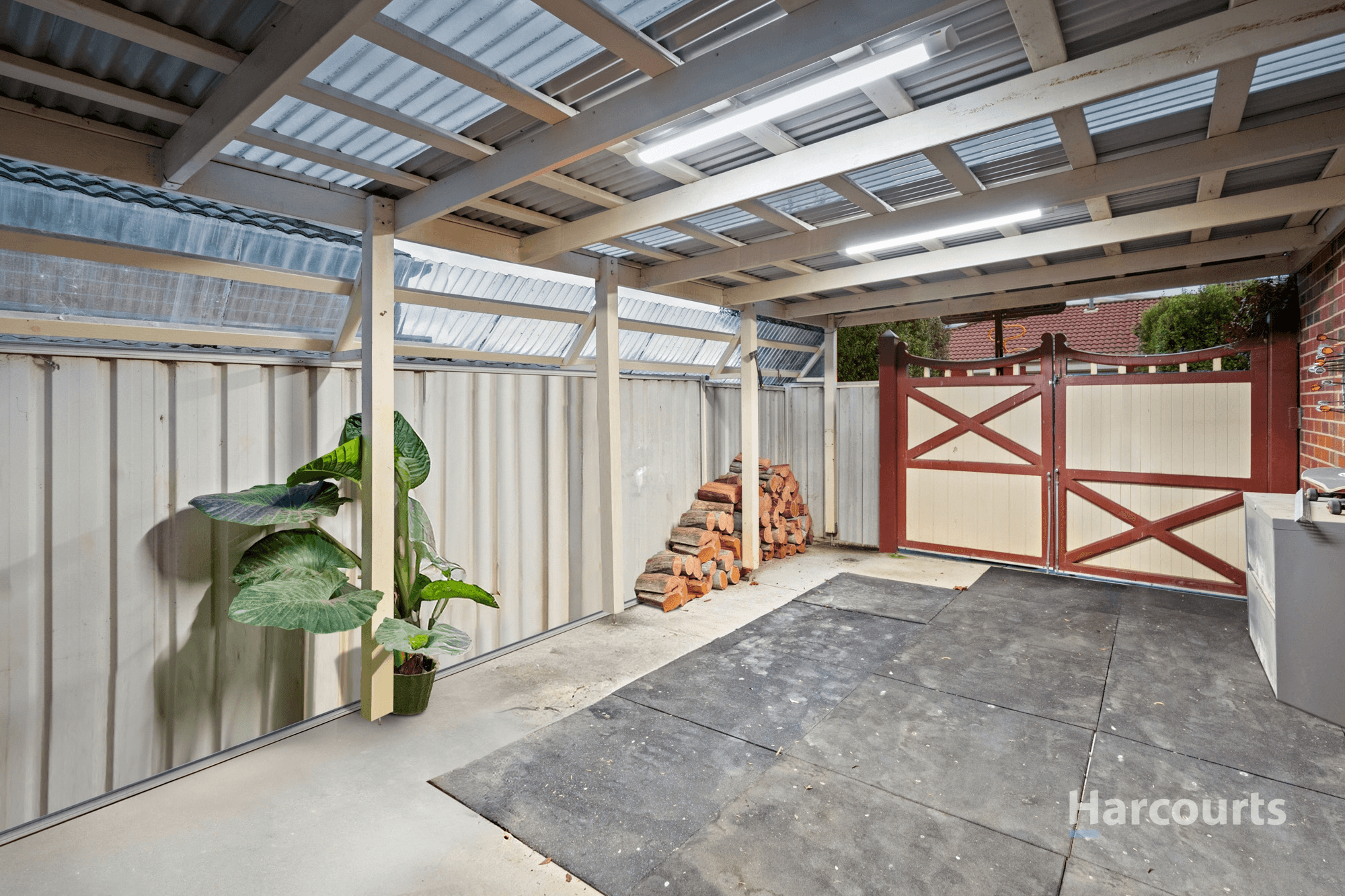 15 Hammersley Place, Caroline Springs, VIC 3023