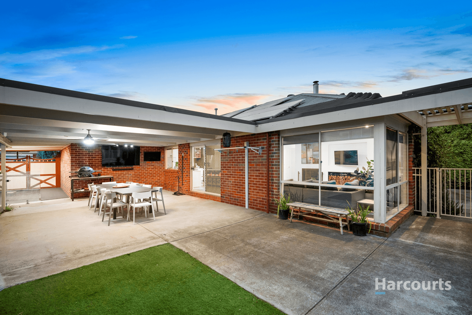 15 Hammersley Place, Caroline Springs, VIC 3023