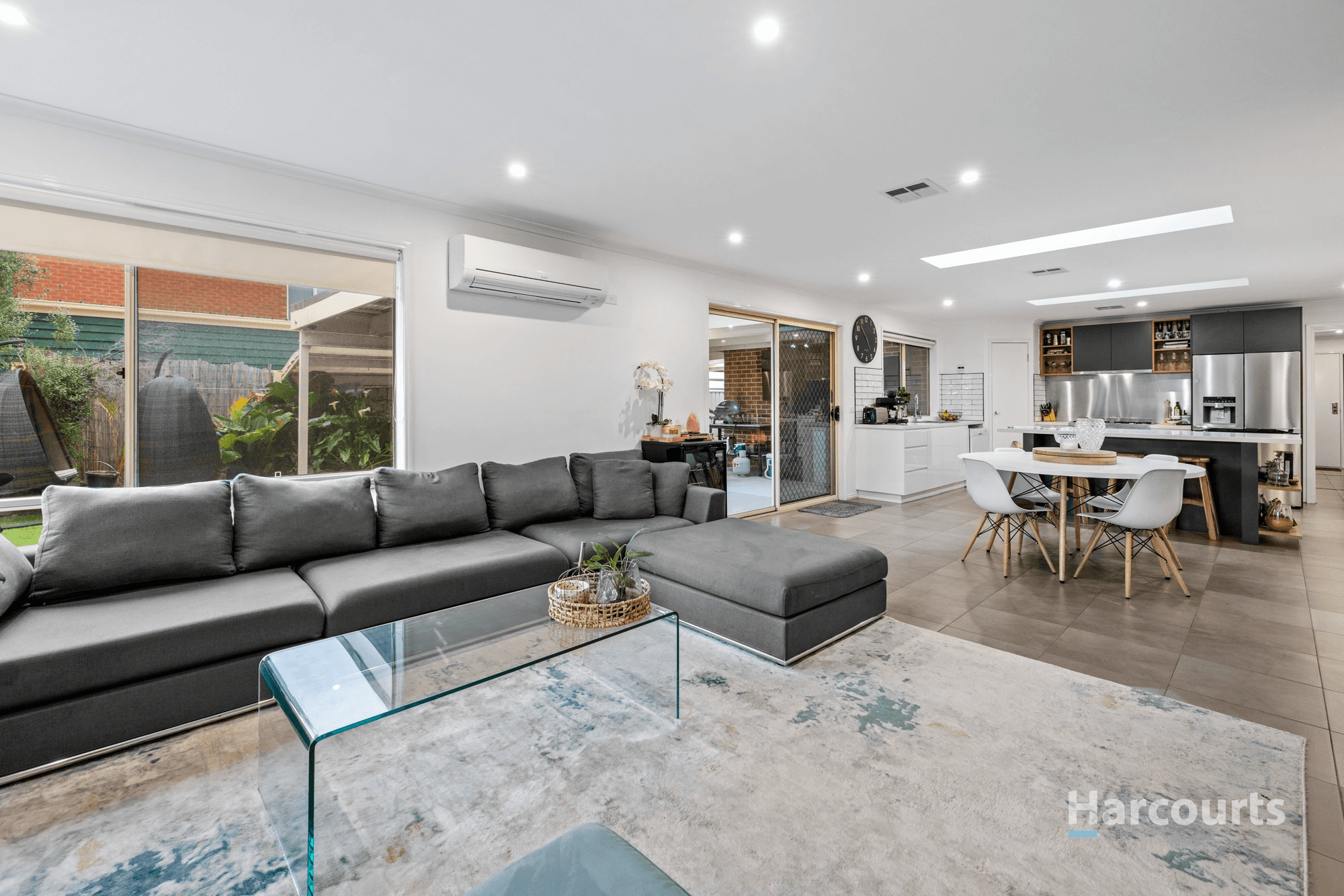 15 Hammersley Place, Caroline Springs, VIC 3023