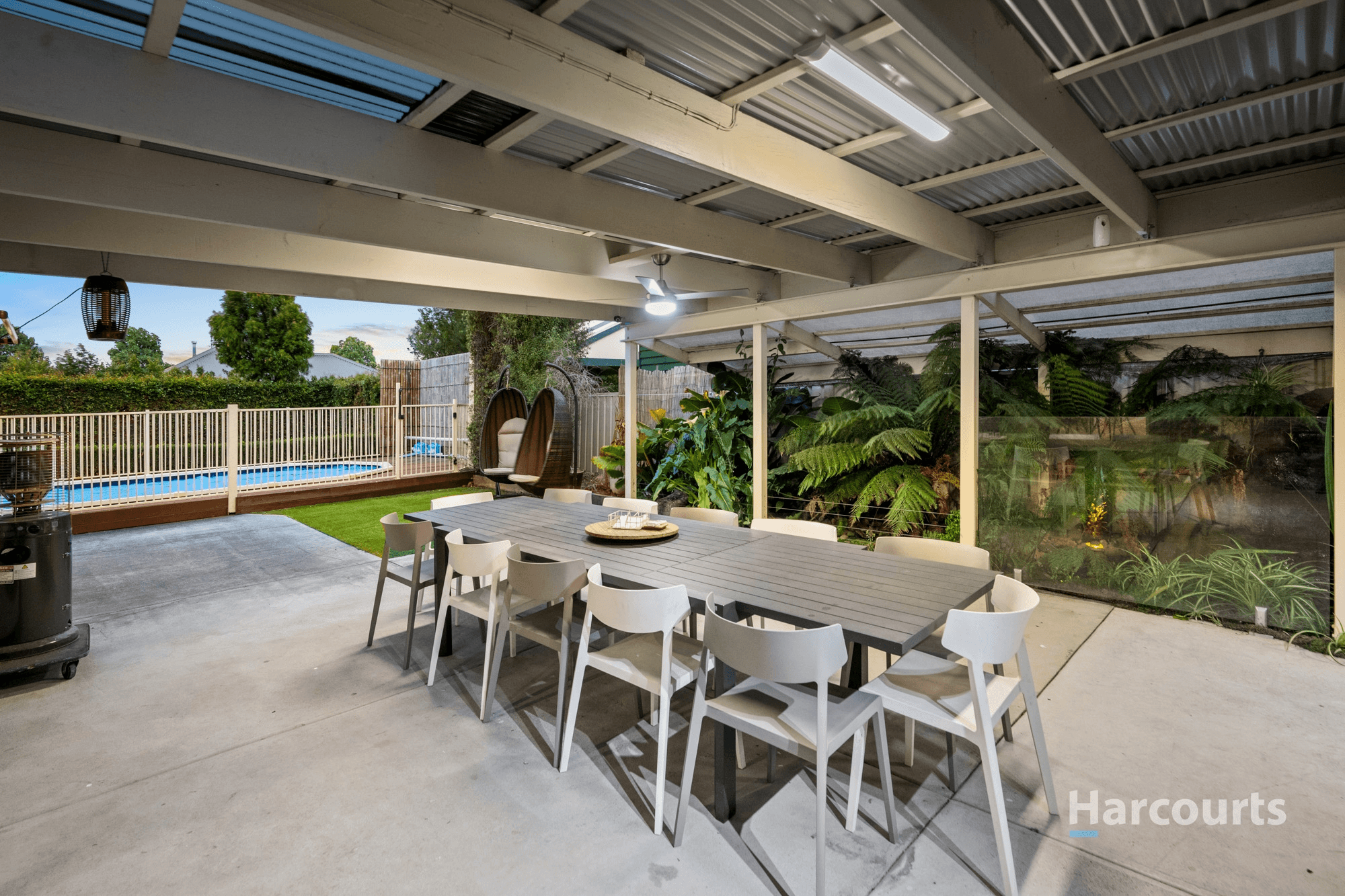 15 Hammersley Place, Caroline Springs, VIC 3023