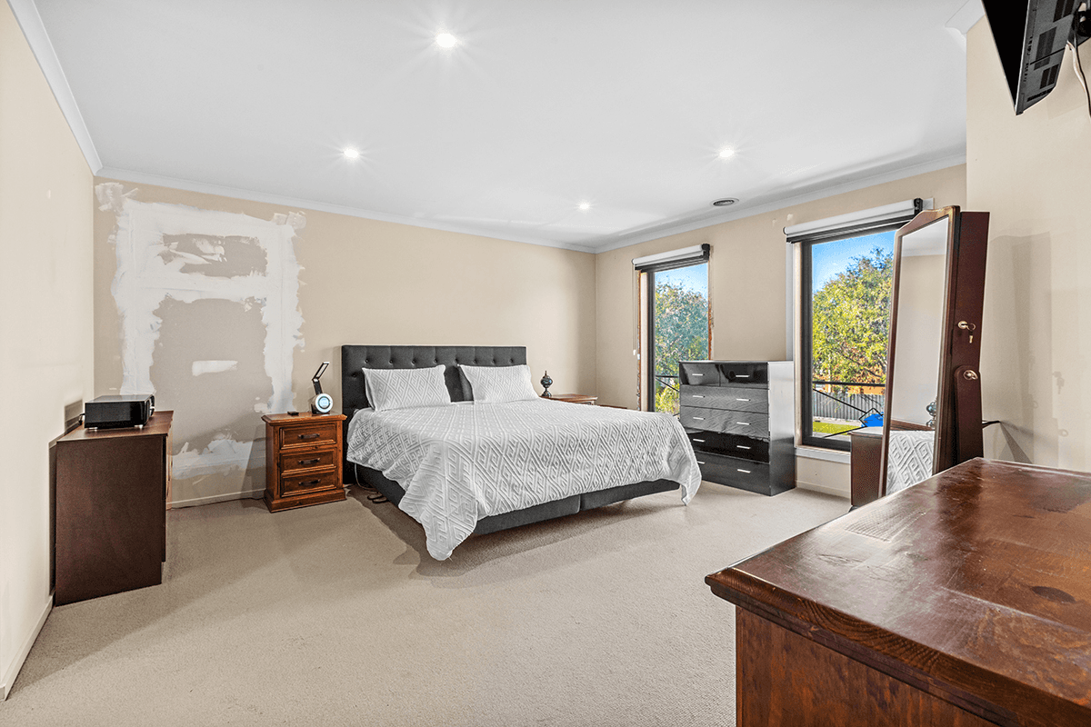 31 Harbour Dr, Patterson Lakes, VIC 3197