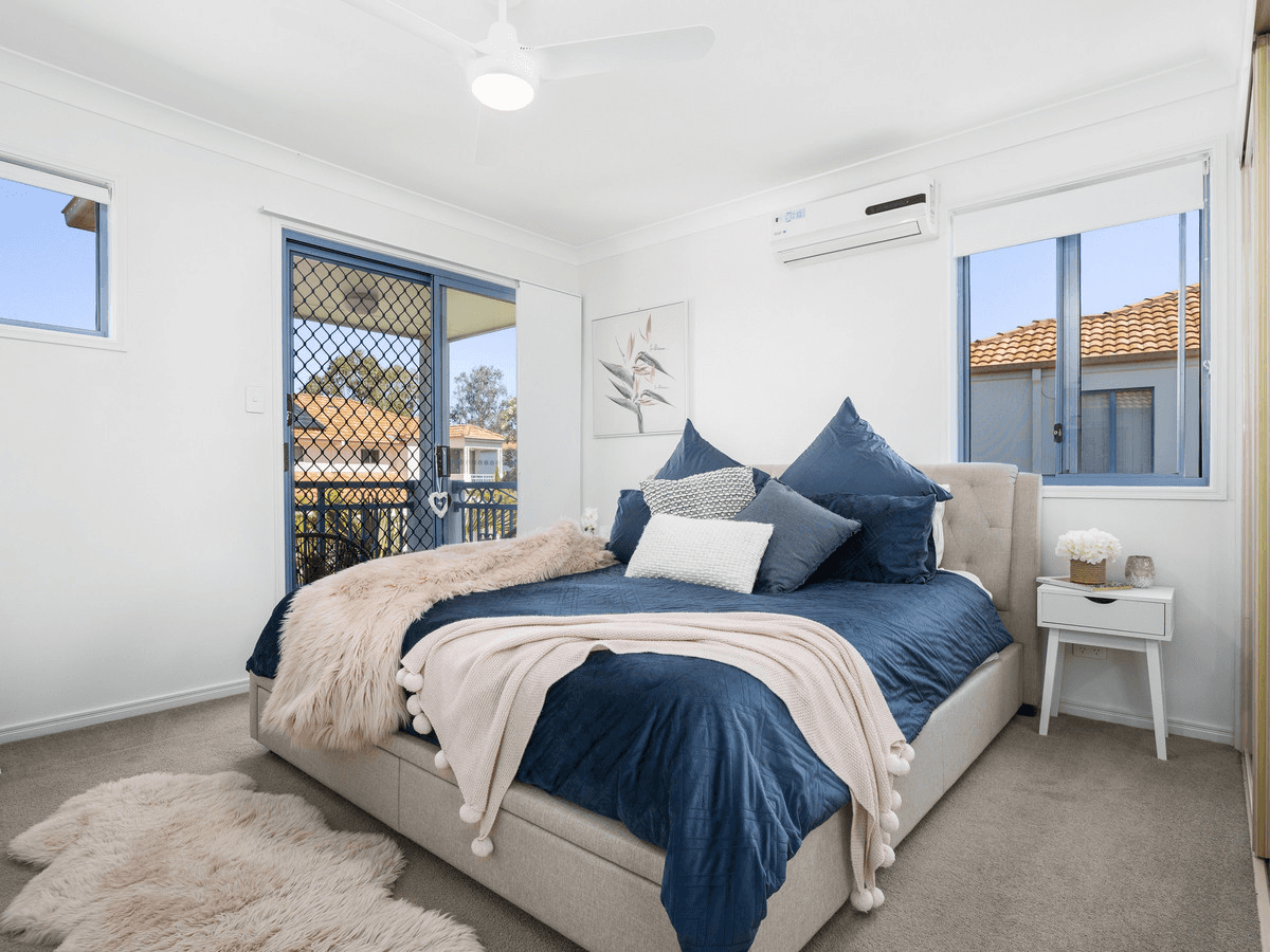 52/2 Studio Drive, PACIFIC PINES, QLD 4211