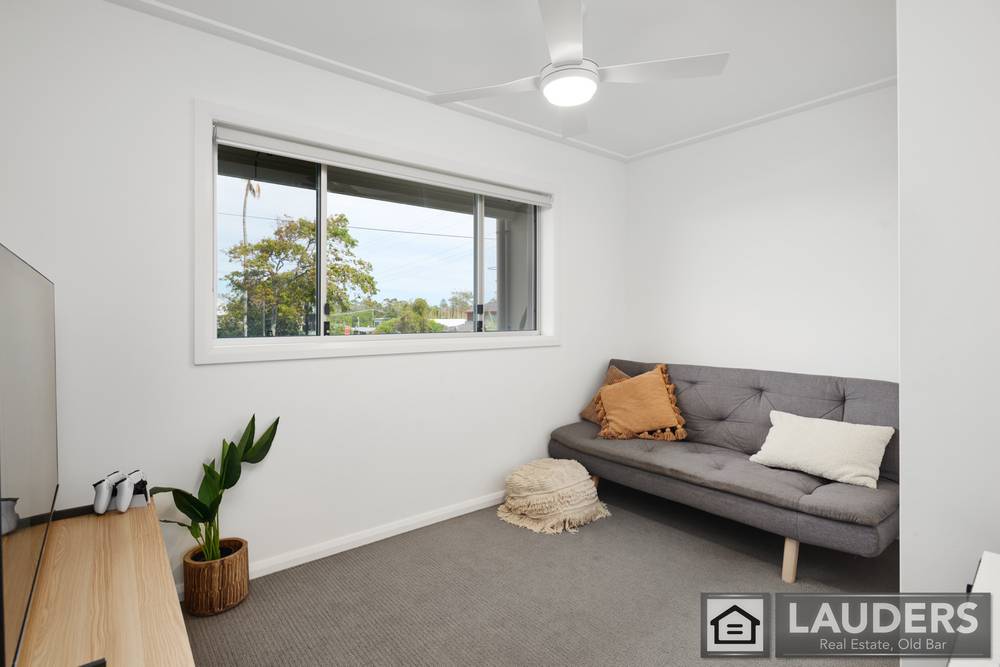 17 Smith Street, Old Bar, NSW 2430