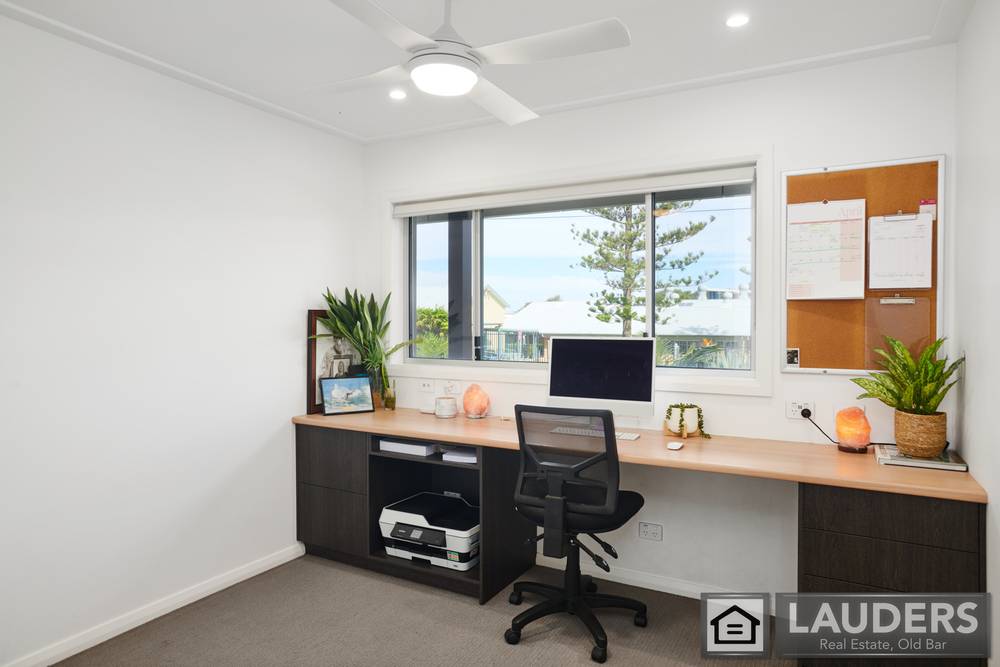 17 Smith Street, Old Bar, NSW 2430