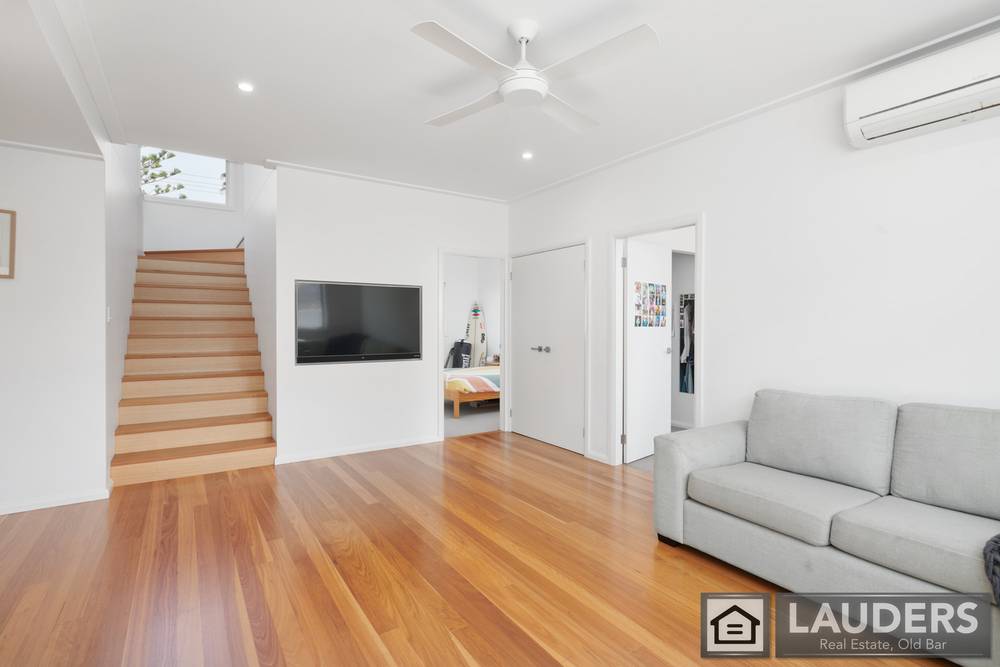 17 Smith Street, Old Bar, NSW 2430