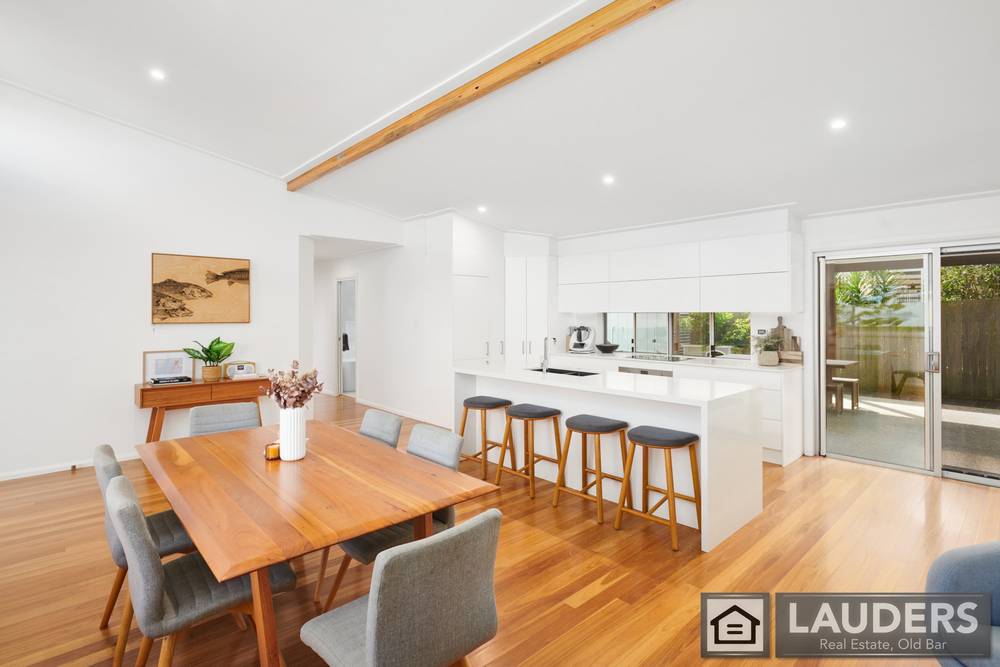 17 Smith Street, Old Bar, NSW 2430