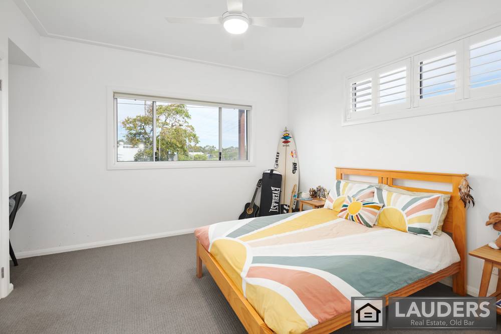 17 Smith Street, Old Bar, NSW 2430