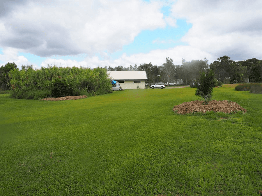 19 Waratah Drive, COOLOOLA COVE, QLD 4580