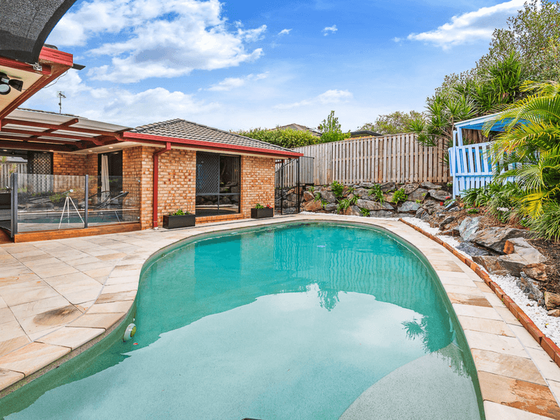 30 Penrhyn Street, Pacific Pines, QLD 4211