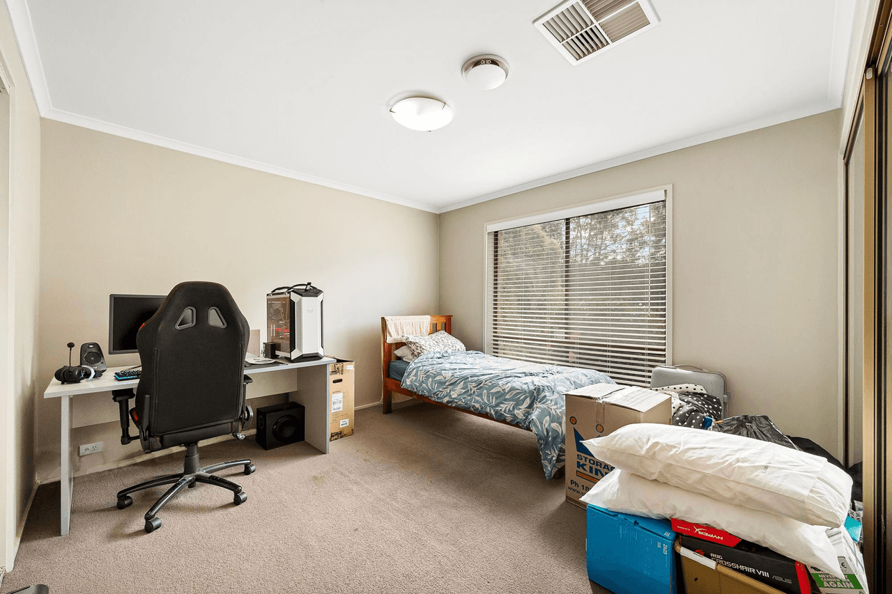 9 Belfield Crescent, FLOREY, ACT 2615