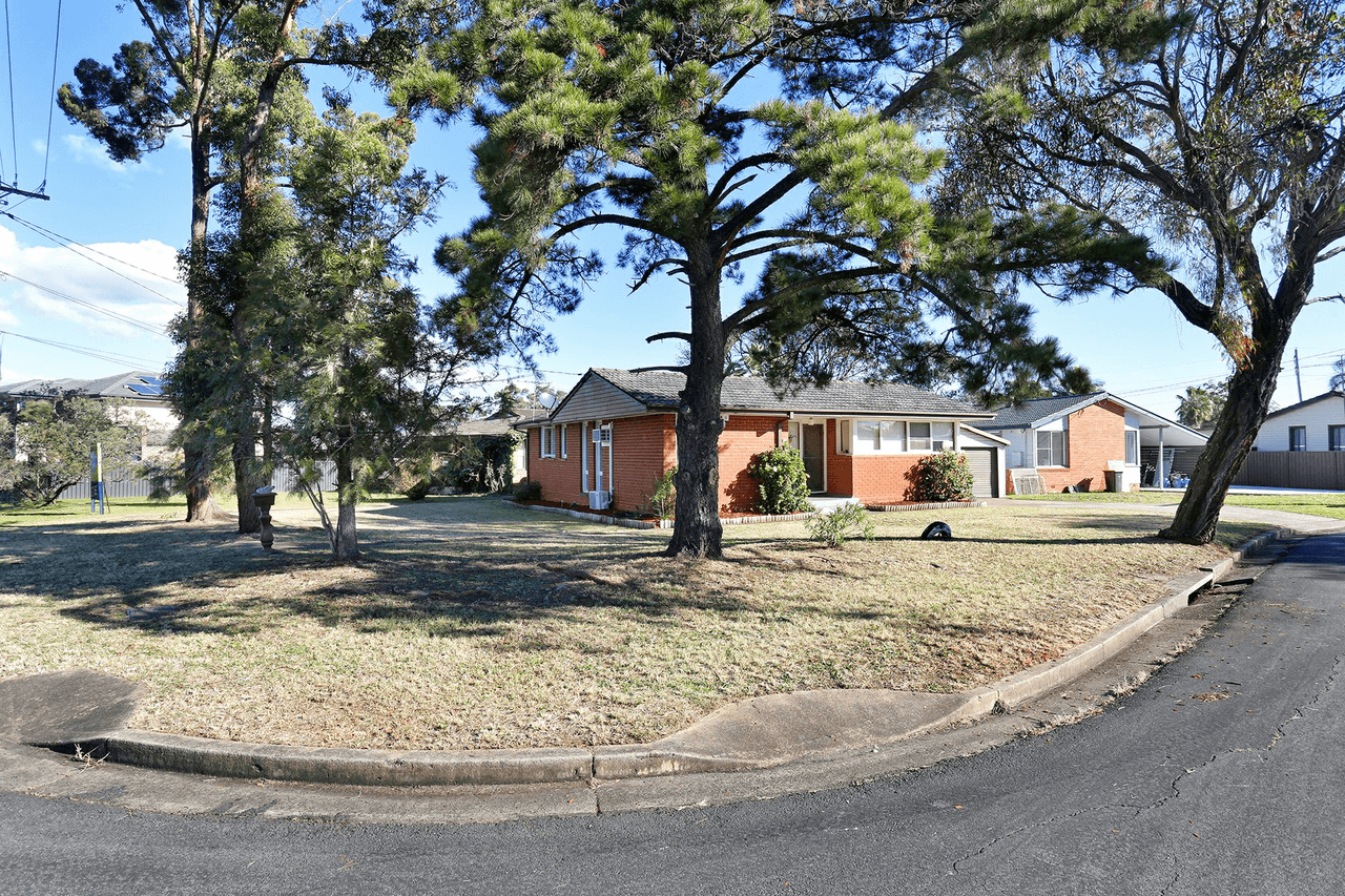 26 Winsford Avenue, HEBERSHAM, NSW 2770