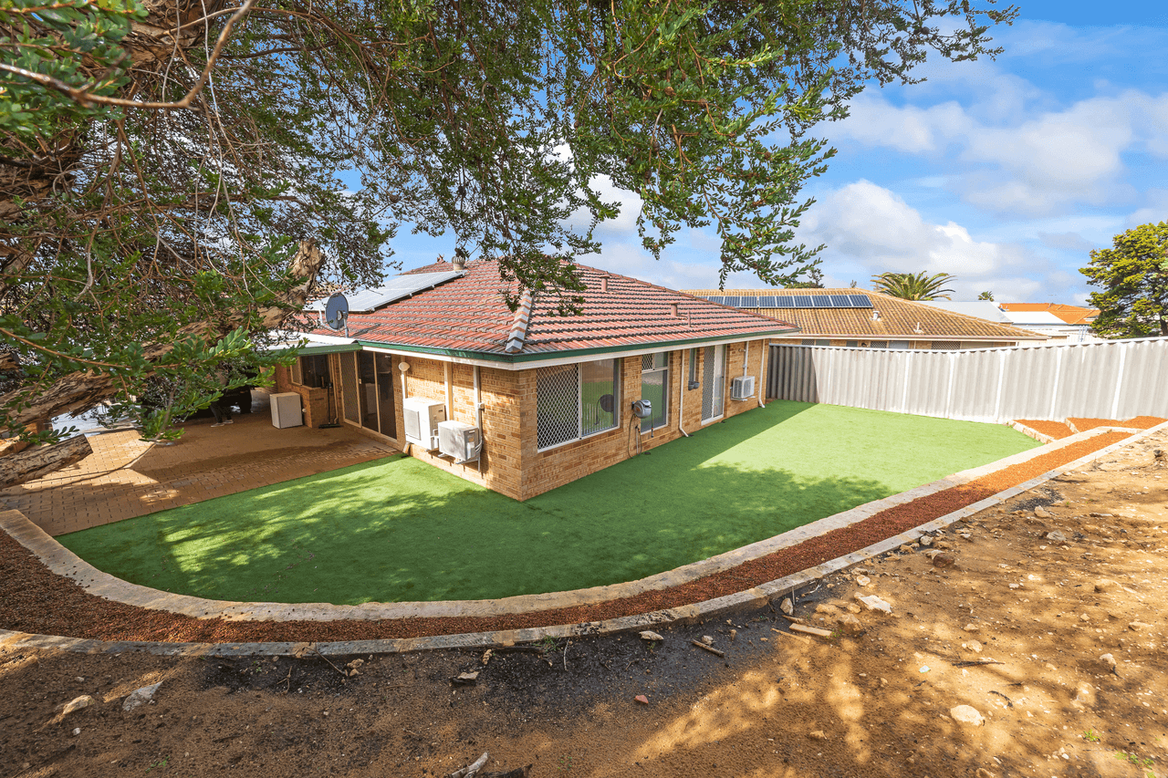 4 Meere Lane, CLARKSON, WA 6030